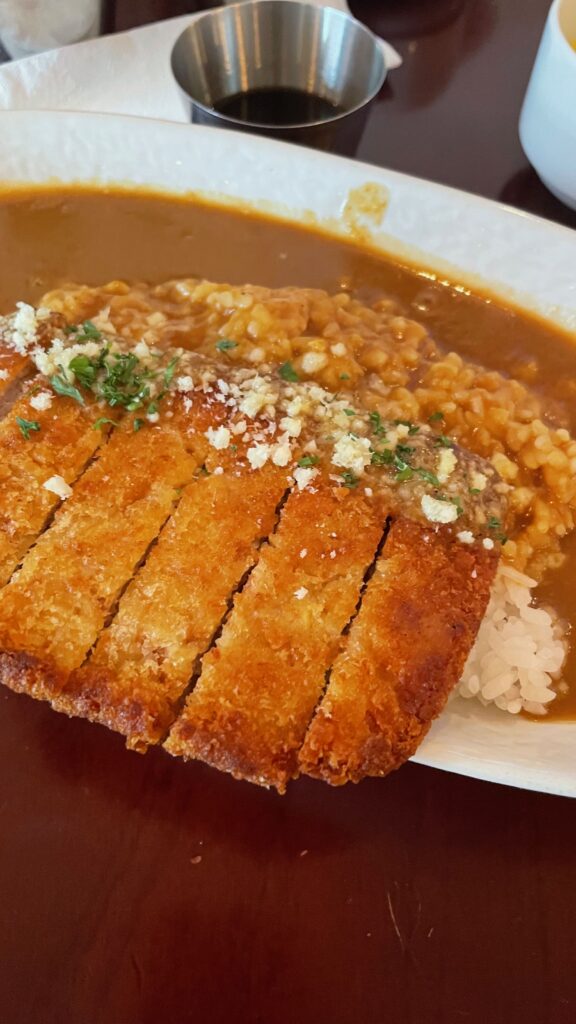 KAKI noKI　ミラノカツカレー