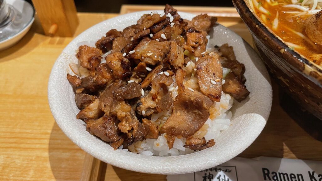 チャーシュー丼